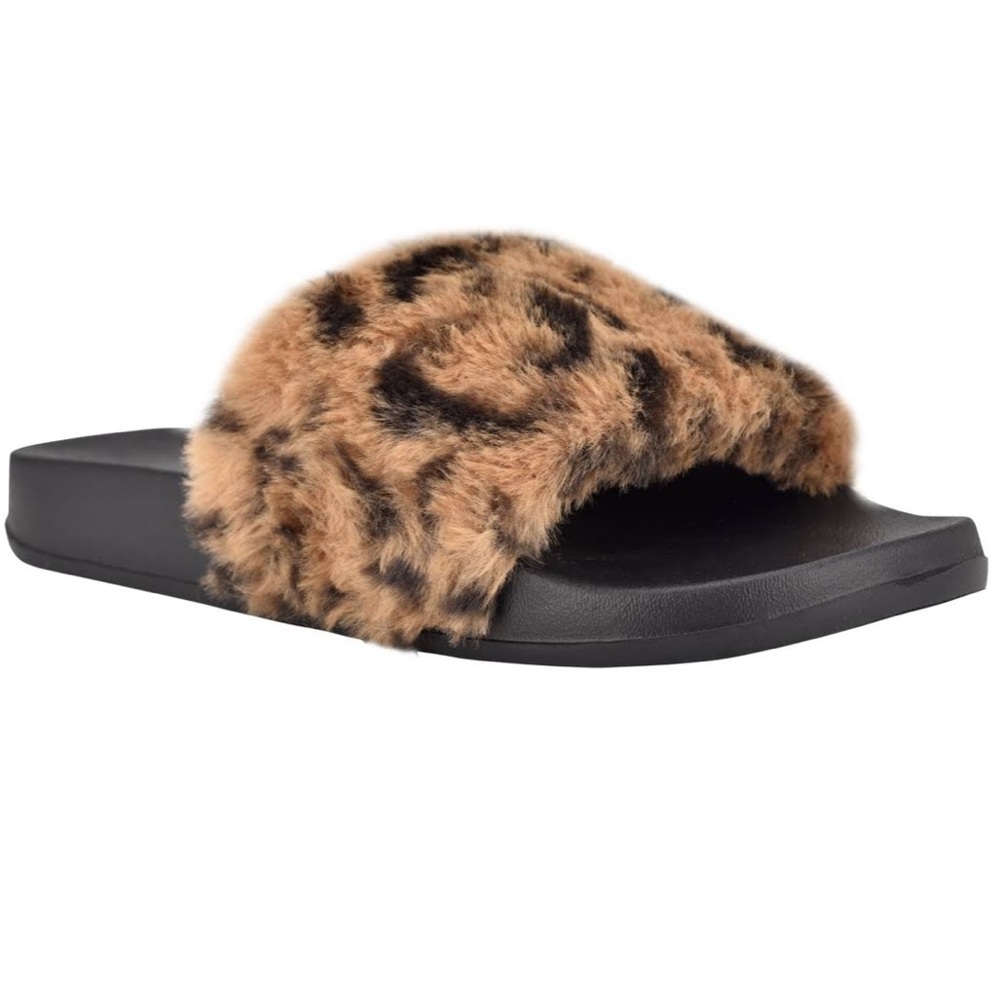 New Nine West slide on cheetah print shoes
